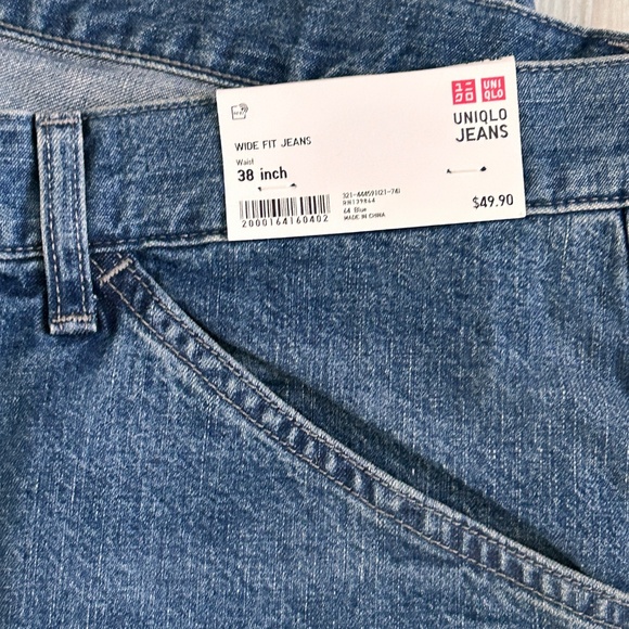 NWT Uniqlo Wide Fit Jeans 38 X 31 Men's All season tapered legs - Picture 2 of 7
